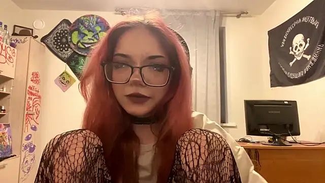 RedHeadCat online show from April 28, 9:31 pm