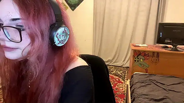 RedHeadCat online show from May 1, 9:30 pm