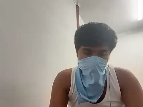 Snapshot of gree12ak chatting on April 5, 3:26 am gree12ak online show from April 5, 3:26 am