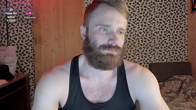 Snapshot of Paul_Rolex chatting on March 8, 9:28 am Paul Rolex online show from March 8, 9:28 am