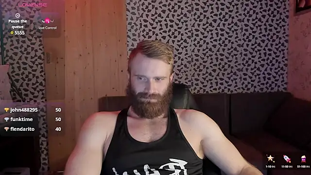 Snapshot of Paul_Rolex chatting on March 12, 11:53 am Paul Rolex online show from March 12, 11:53 am