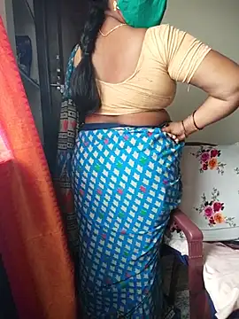Snapshot of lovely-telugu chatting on July 2, 8:09 am lovely-telugu online show from July 2, 8:09 am