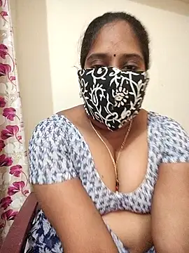 Snapshot of lovely-telugu chatting on July 24, 4:32 am lovely-telugu online show from July 24, 4:32 am