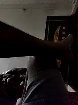 Snapshot of X-boy-11 chatting on April 7, 4:29 pm X-boy-11 online show from April 7, 4:29 pm