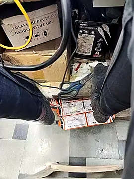 Snapshot of X-boy-11 chatting on April 11, 7:02 am X-boy-11 online show from April 11, 7:02 am