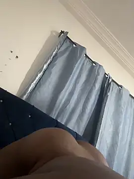 squirtingdee4 online show from May 21, 6:48 pm