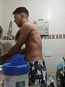 Snapshot of RodrigoColby2 chatting on June 2, 1:07 am RodrigoColby2 online show from June 2, 1:07 am