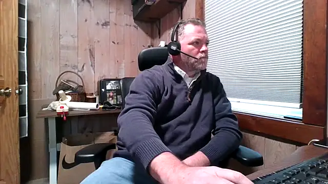 JJ CONN78 online show from April 27, 4:16 pm
