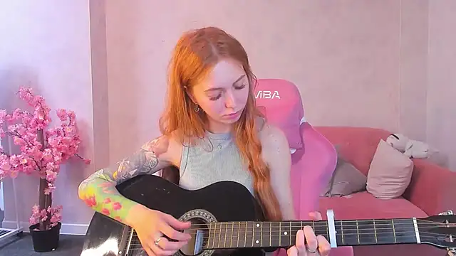 Snapshot of Sienna_Nyx chatting on June 26, 9:14 am Sienna Nyx online show from June 26, 9:14 am