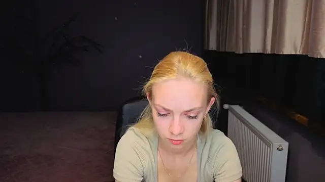 Snapshot of SonnySofia chatting on May 7, 5:40 pm SonnySofia online show from May 7, 5:40 pm