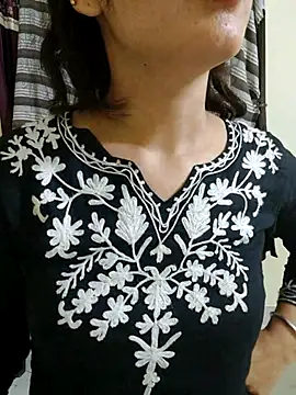 Snapshot of Monika_kumari6 chatting on May 24, 5:18 pm Monika kumari6 online show from May 24, 5:18 pm
