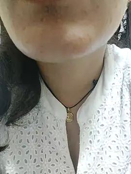 Snapshot of Monika_kumari6 chatting on July 5, 2:57 pm Monika kumari6 online show from July 5, 2:57 pm