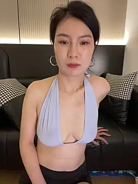 Snapshot of HY-QIAN chatting on July 15, 1:05 pm HY-QIAN online show from July 15, 1:05 pm