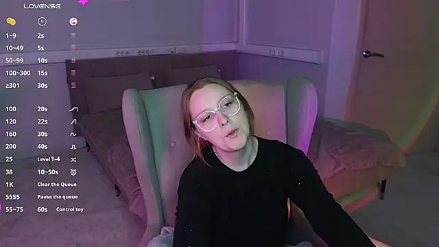 JessieWayy online show from May 19, 1:56 am