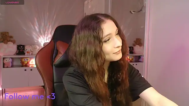 Snapshot of solitudebby chatting on April 11, 8:02 pm solitudebby online show from April 11, 8:02 pm