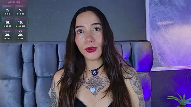 Snapshot of Cata_Jonees chatting on July 8, 7:51 pm Cata Jonees online show from July 8, 7:51 pm