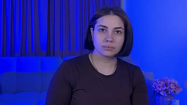 Snapshot of AdrianaToress chatting on May 14, 5:25 am AdrianaToress online show from May 14, 5:25 am