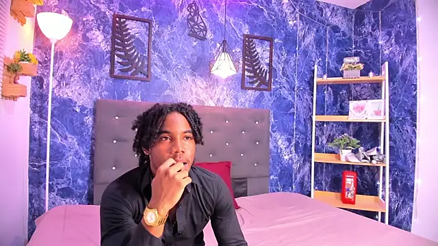 axel silva4 online show from June 12, 7:35 pm