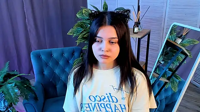 MarianneAuvil online show from April 10, 4:39 am