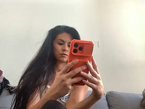 VixenBlade online show from June 24, 2:10 am