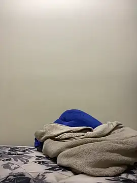 Snapshot of MavyFF chatting on April 11, 6:56 pm MavyFF online show from April 11, 6:56 pm