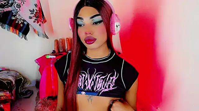 valeria hernandez  online show from June 30, 5:30 am