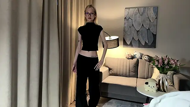 EvelineMolima online show from May 11, 6:16 pm