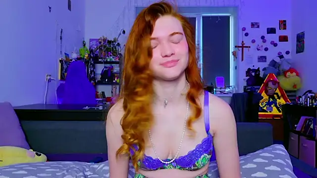 Annaroxann online show from July 13, 5:32 am