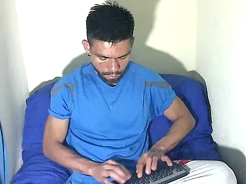 thomas2wood online show from June 23, 11:58 pm