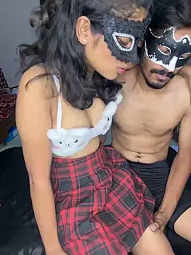 Love Birds00 online show from May 18, 8:09 am