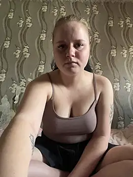 tiny lily  online show from April 26, 6:11 am