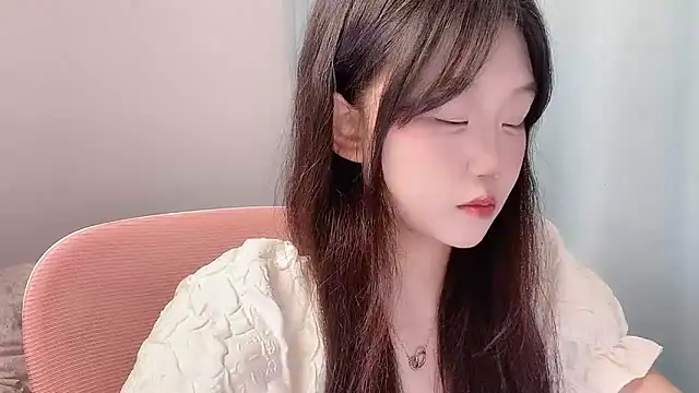 Snapshot of Lilababy00 chatting on May 3, 1:33 am Lilababy00 online show from May 3, 1:33 am