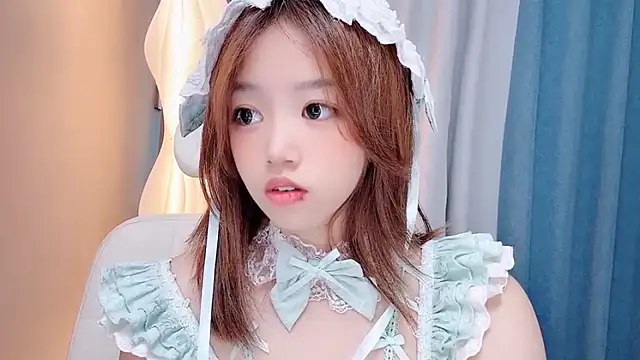 Lilababy00 online show from June 27, 4:39 am