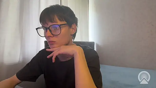 Snapshot of dalvos chatting on April 30, 1:17 pm dalvos online show from April 30, 1:17 pm
