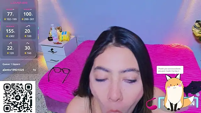 Snapshot of karla_latin_ chatting on May 29, 1:58 am karla latin online show from May 29, 1:58 am