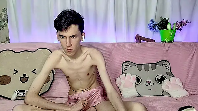 GoodBoyLuca online show from June 12, 11:14 pm