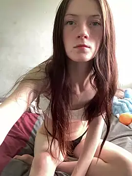 Snapshot of Munchkinbaby72318 chatting on July 13, 9:06 pm Munchkinbaby72318 online show from July 13, 9:06 pm