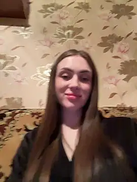 Snapshot of AlinaLove3213 chatting on April 18, 7:58 pm AlinaLove3213 online show from April 18, 7:58 pm