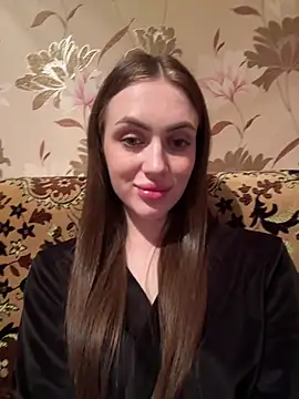 Snapshot of AlinaLove3213 chatting on June 20, 8:44 pm AlinaLove3213 online show from June 20, 8:44 pm