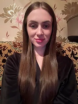 Snapshot of AlinaLove3213 chatting on July 22, 8:22 pm AlinaLove3213 online show from July 22, 8:22 pm