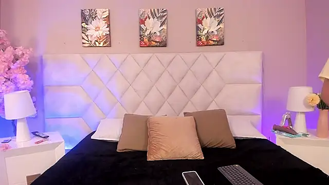 Victoria  lee online show from April 30, 3:13 am
