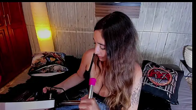 Alucarda666 online show from July 10, 9:39 pm