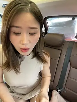 qin205205 online show from July 15, 10:59 pm
