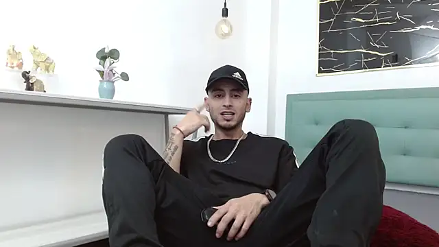 PowerLustX online show from May 11, 4:07 am