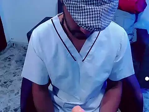 THIAGO PLEASURE online show from April 23, 11:20 am