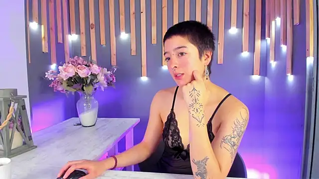Atheena   online show from April 21, 1:06 pm