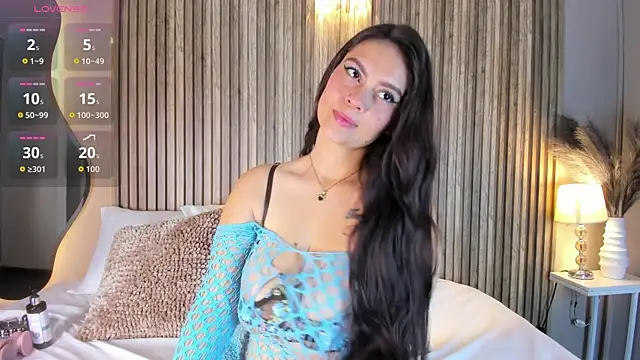 NicolSantos online show from April 22, 11:34 am