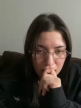 Snapshot of cherryxxox chatting on April 18, 7:07 pm cherryxxox online show from April 18, 7:07 pm