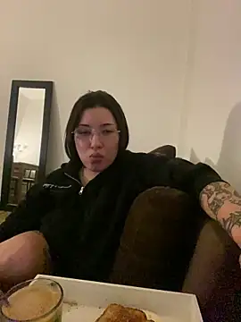 Snapshot of cherryxxox chatting on May 1, 9:41 pm cherryxxox online show from May 1, 9:41 pm