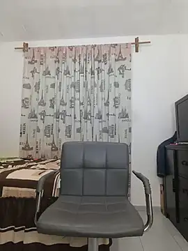 Snapshot of edulovee chatting on July 20, 1:53 am edulovee online show from July 20, 1:53 am